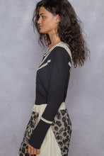 Load image into Gallery viewer, 5477- POL V NECK RIB KNIT TOP-BLACK