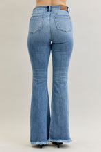 Load image into Gallery viewer, 5258-JUDY BLUE-High Waisted Flare Front Pintuck jeans