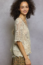 Load image into Gallery viewer, 5900-POL SCALLOPED CROCHET TOP W/BEAD ACCENTS-ONE SIZE