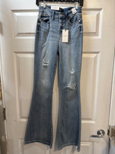 Load image into Gallery viewer, 1721- Judy blue distressed flares size 1
