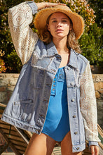 Load image into Gallery viewer, 4593- POL DENIM AND LACE SHACKET
