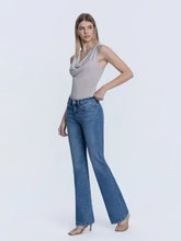 Load image into Gallery viewer, 6127- LOVERVET- Mid Rise Seamless Waistband Bootcut Jeans
