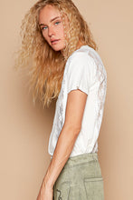 Load image into Gallery viewer, 5012- POL V NECK JERSEY T WITH LACE-WHITE
