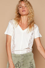 Load image into Gallery viewer, 5012- POL V NECK JERSEY T WITH LACE-WHITE
