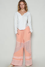Load image into Gallery viewer, 4881- POL fitted top in thermal and lace mix -IVORY
