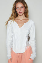 Load image into Gallery viewer, 4881- POL fitted top in thermal and lace mix -IVORY

