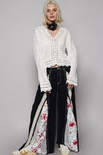 Load image into Gallery viewer, 5113- POLV-neck long sleeve cropped fit top -WHITE
