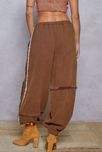 Load image into Gallery viewer, 5481- POL GAUZE JOGGER PANTS-CHOCOLATE
