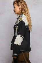 Load image into Gallery viewer, 5422- POL BALLOON SLEEVE DENIM AND PRINT SHACKET-BLACK
