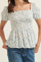 Load image into Gallery viewer, 4232-Floral Square Neck Puff Sleeve Babydoll Blouse
