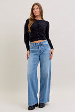 Load image into Gallery viewer, 5276- JUDY BLUE- MID RISE RETRO WIDE LEG JEANS
