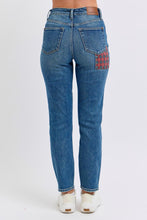 Load image into Gallery viewer, 4624- JUDY BLUE HW Plaid Patch Slim
