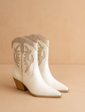 Load image into Gallery viewer, 5228- OASIS SOCIETY-Houston White | Layered Panel Cowboy Western Boot
