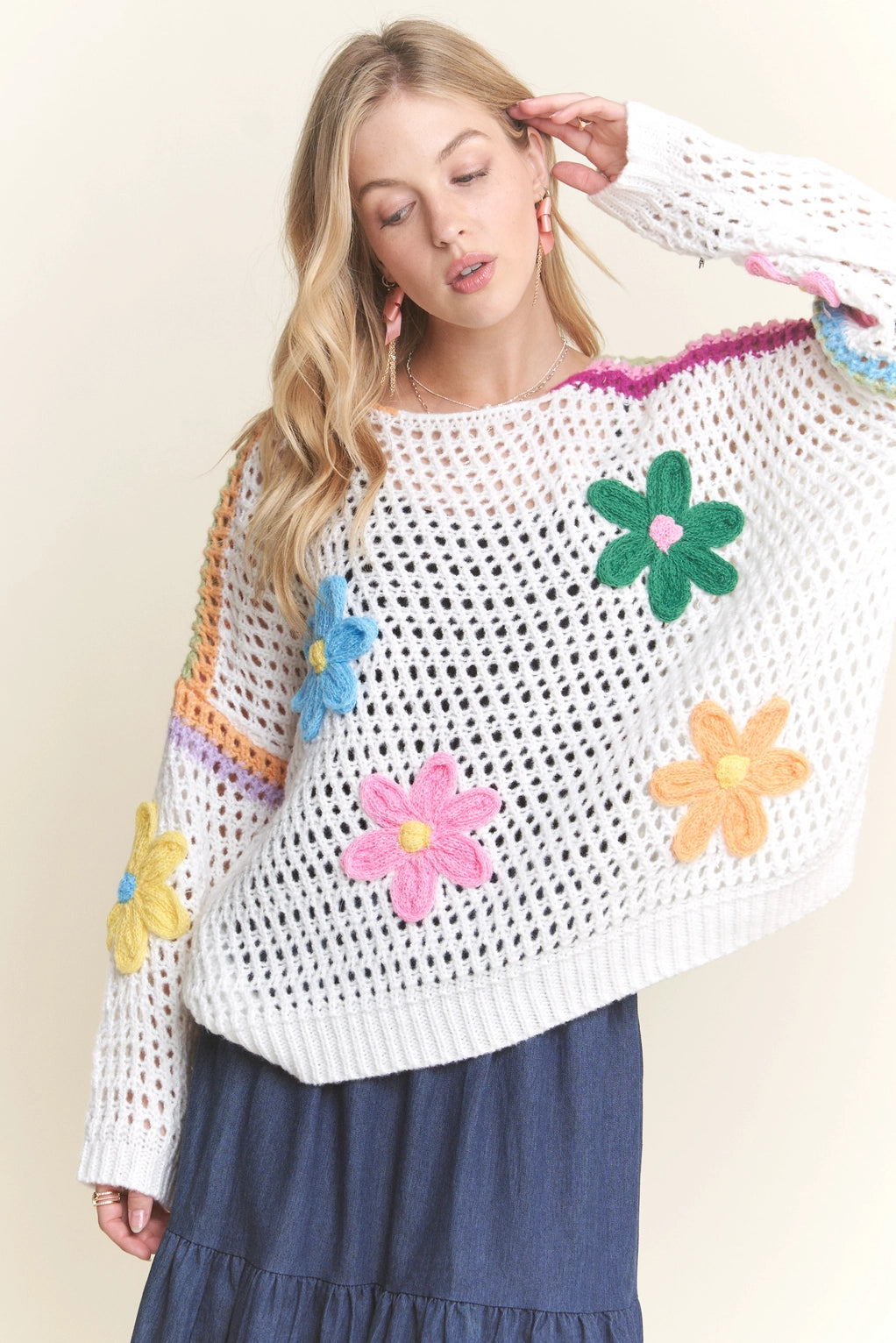 4886- Floral Applique Crochet Top