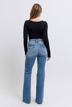 Load image into Gallery viewer, 4809- JUDY BLUE DOUBLE BUTTON HR FLARE
