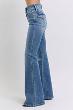 Load image into Gallery viewer, 4809- JUDY BLUE DOUBLE BUTTON HR FLARE

