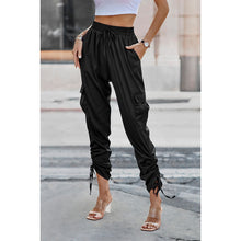 Load image into Gallery viewer, 4922-Soild Pockets Ruffle Slip Sport Pant-BLACK
