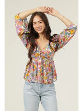 Load image into Gallery viewer, 5822-Twist Front Flare Bell Sleeve Floral Print Top
