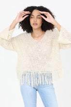 Load image into Gallery viewer, 5710-V Neck Fringe Hem Pullover Sweater -IVORY
