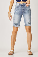 Load image into Gallery viewer, 4366-MIDRISE BERMUDA SHORTS
