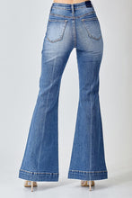 Load image into Gallery viewer, 3468-HIGH RISE BELL BOTTOM JEANS
