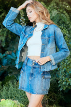 Load image into Gallery viewer, 3698- Raw Hem Cropped Denim Jacket
