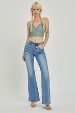 Load image into Gallery viewer, 3261- RDP5303- MEDIUM WASH BUTTON FLY FLARE
