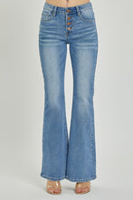 Load image into Gallery viewer, 3261- RDP5303- MEDIUM WASH BUTTON FLY FLARE
