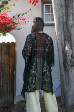 Load image into Gallery viewer, 4298-Floral Lace Textured Kimono-BLACK
