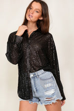 Load image into Gallery viewer, 3892-Oversized sequin button down top with satin trim
