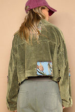 Load image into Gallery viewer, 3935-Contrast button down corduroy jacket-GREEN
