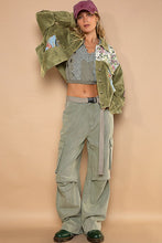 Load image into Gallery viewer, 3935-Contrast button down corduroy jacket-GREEN
