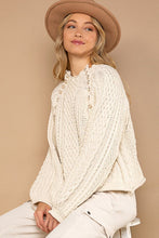 Load image into Gallery viewer, 3942-Pearl button closures aran knit pullover sweater-IVORY
