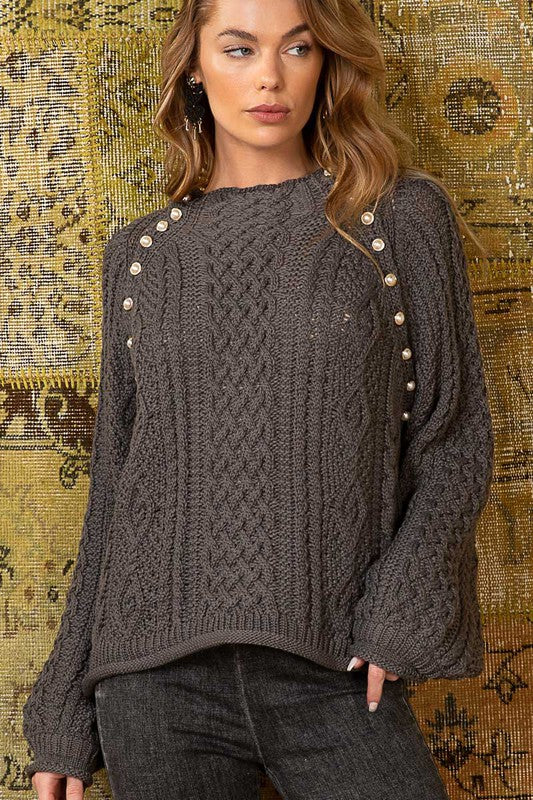 3918-Pearl button closures aran knit pullover sweater