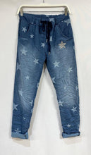Load image into Gallery viewer, 3645-STAR PRINT DENIM CRINKLE JOGGER
