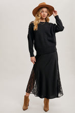 Load image into Gallery viewer, 4761-CROCHET CONTRAST KNIT SWEATER PULLOVER-BLK
