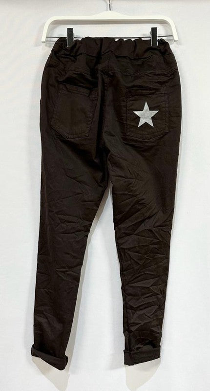 4729-ALLOVER STARS PRINT CRINKLE JOGGER-CHOCOLATE