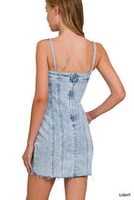 Load image into Gallery viewer, 5943-Spaghetti Strap Light-wash Dress
