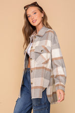 Load image into Gallery viewer, 4636-Fall days plaid print shacket-GREY
