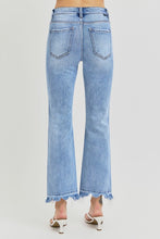 Load image into Gallery viewer, 4855- RISEN HIGH RISE CROP STRAIGHT SLIM JEANS
