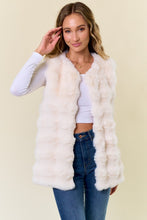 Load image into Gallery viewer, 4682-Faux Fur Sleeveless Vest-IVORY
