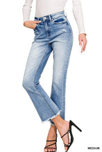 Load image into Gallery viewer, 4915-HIGH RISE STRAIGHT RAW HEM CROPPED DENIM PANTS
