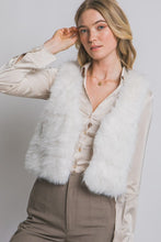 Load image into Gallery viewer, 5577-V-neckline Faux Fur Vest-IVORY
