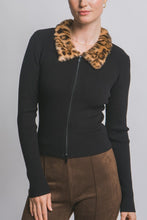Load image into Gallery viewer, 5572-Leopard Fur Collar Double-zip Cardigan-BLACK
