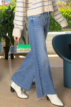 Load image into Gallery viewer, 6385- ZENANA High Rise Flare Bottom Jeans
