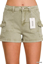 Load image into Gallery viewer, 5921-Utility Pocket Shorts-LT. OLIVE
