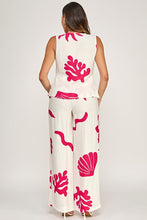 Load image into Gallery viewer, 6219- Printed Front Twist Detail Top with Pants Set-FUCSHIA
