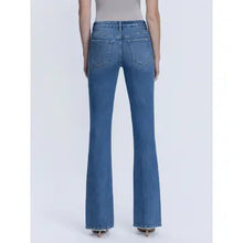 Load image into Gallery viewer, 6127- LOVERVET- Mid Rise Seamless Waistband Bootcut Jeans
