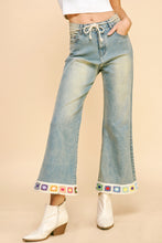 Load image into Gallery viewer, 5233-Crochet Trim Straight Leg Denim Jeans
