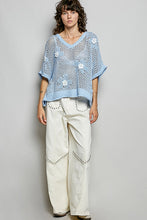 Load image into Gallery viewer, 6013- POL-Floral Patch Thin Sweater Top-BLUE
